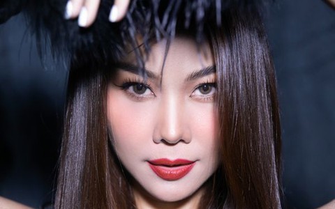 Thanh Hằng khác lạ khi làm 'nàng thơ' của Hà Linh Thư