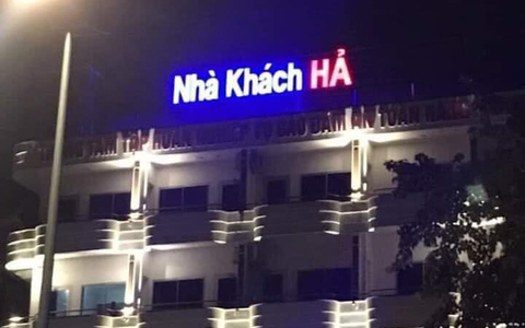 Ảnh vui 7/7: Nam sinh Vũng Tàu được người nhà in ảnh cổ vũ thi THPT