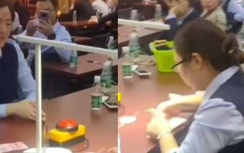 Cô gái đếm tiền nhanh hơn máy