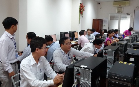 Cán bộ sở ở Bà Rịa - Vũng Tàu đi thi năng lực, trình độ