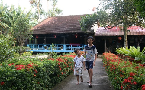 Nhà trăm tuổi trên quê hương Bác Tôn