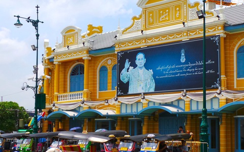Chuẩn bị cho lễ hoả táng Nhà vua Thái Lan