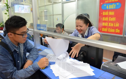 Trong mắt người nước ngoài: Cán bộ công chức phải chuyên nghiệp