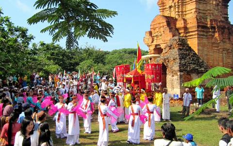 Tháng 10 đến Bình Thuận tha hồ vui chơi