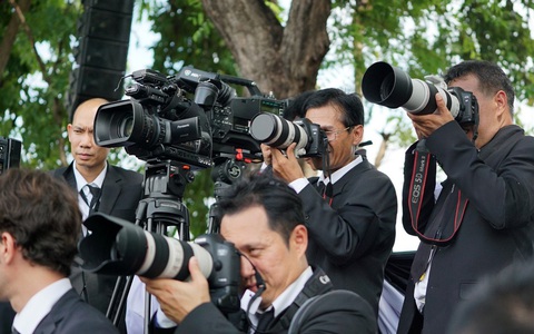 Quy định hoàng gia cho phóng viên ở lễ hỏa táng vua Thái