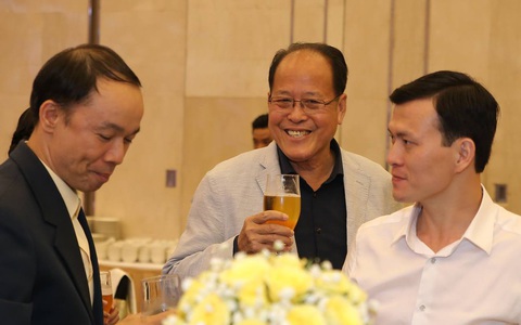 20 năm Hoàn Mỹ chuyên tour Mỹ