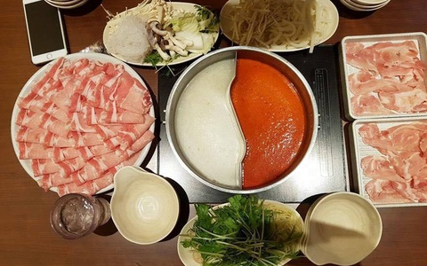 'Nhớ ăn bò Kobe nghe, không thì phí cả chuyến đi Nhật Bản'