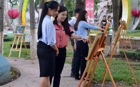Công viên Đầm Sen mở cổng tự do chiều tối 26-12