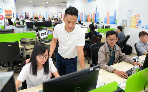 Đào tạo công nghệ thông tin: 30% thời gian tại doanh nghiệp