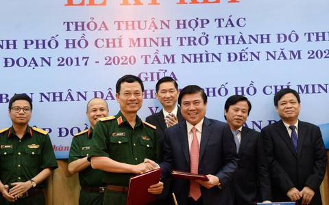 TP.HCM hợp tác với Viettel xây dựng thành phố thông minh