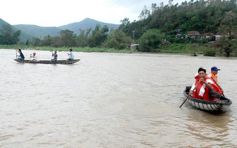 Thủy điện Sông Hinh tăng lượng xả lũ