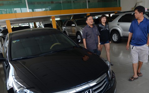 Xe hơi cũ nhập khẩu sẽ tăng giá vì thuế