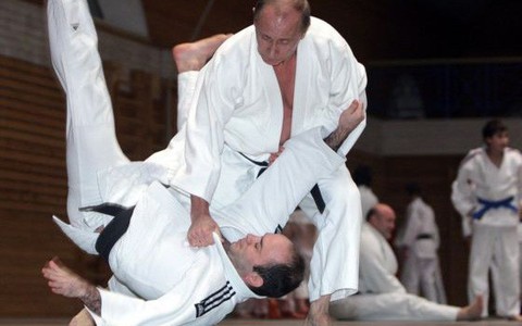 Lịch Tổng thống Putin có 'cháy hàng' tại Anh?