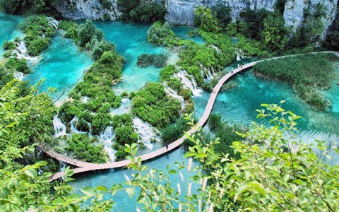 Cảnh đẹp như cõi mộng trong vườn quốc gia Plitvice Lakes
