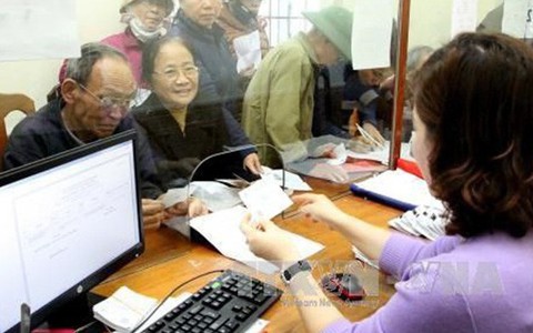 Phụ nữ nghỉ hưu từ năm 2018 nên theo phương án nào để không bị thiệt 10%?