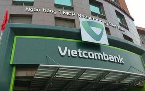 Khách hàng giả mạo, sửa chữa hóa đơn để rút vốn Vietcombank