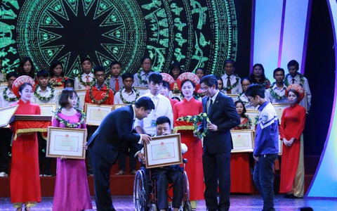 Tôn vinh thầy trò dạy tốt, học tốt