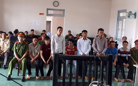 Tuyên phạt nhóm 8 bảo vệ Công ty Long Sơn tổng cộng 44 năm tù