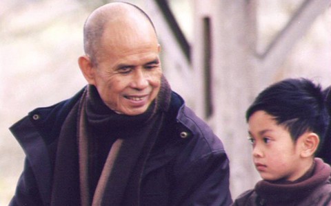Nghe thiền sư Thích Nhất Hạnh kể chuyện trẻ thơ