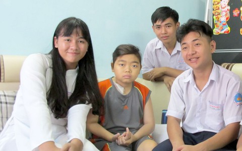 Giúp bạn có tiền thay thận