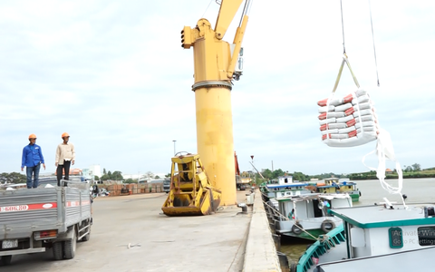Chống quá tải đường thủy, cần ý thức của doanh nghiệp