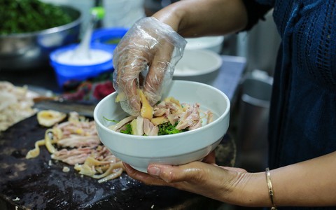 Đạo diễn Khải Hưng hơn 60 năm trường kỳ ăn phở