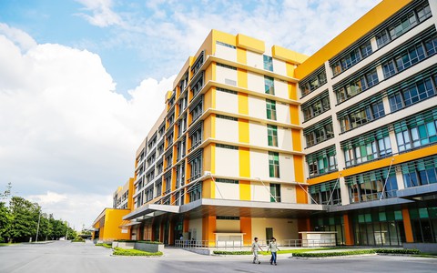 Bình Dương & Đại học Quốc gia TP.HCM: Bắt tay hợp tác phát triển  giáo dục, y tế