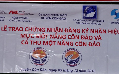 “Cá thu, mực một nắng” Côn Đảo có nhãn hiệu nhận diện