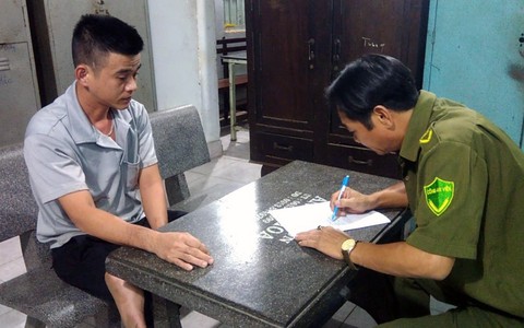 Xin nuôi con không được, con rể đâm chết ba vợ