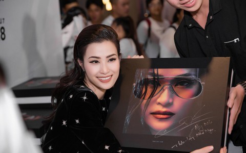 Đông Nhi tung MV 'nặng kí' nhất V-biz
