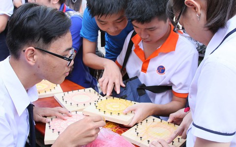 Sôi động Ngày hội toán học mở đầu tiên tại TP.HCM