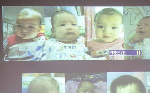 'Chủ nhà máy sản xuất trẻ em' thắng kiện quyền làm cha 13 em bé