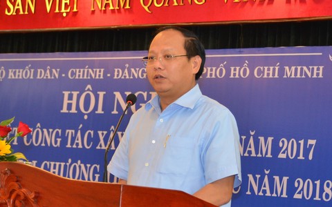 Quan tâm hơn đến mối quan hệ xã hội của cán bộ đảng viên