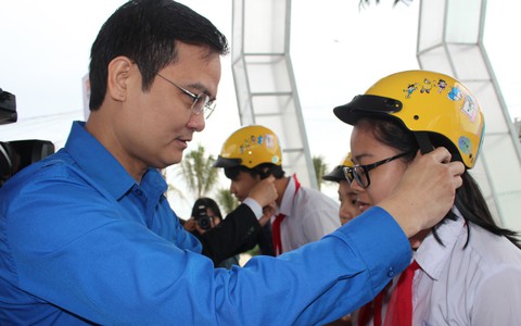 Phát động Năm an toàn giao thông 2018