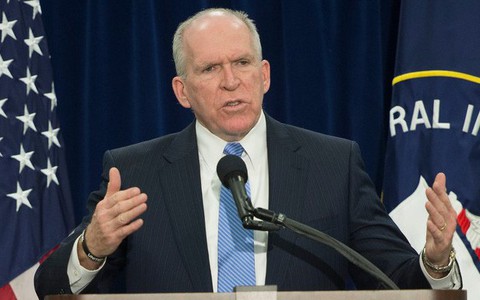 Cựu giám đốc CIA nặng lời với ông Trump chuyện sa thải nhân sự