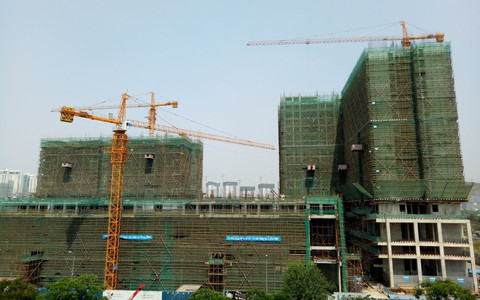 Tiền tiếp tục đổ vào bất động sản nhưng khó xảy ra sốt