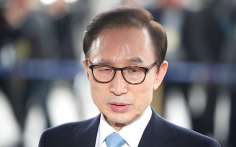 Cựu tổng thống Hàn Quốc Lee Myung Bak có thể bị bắt