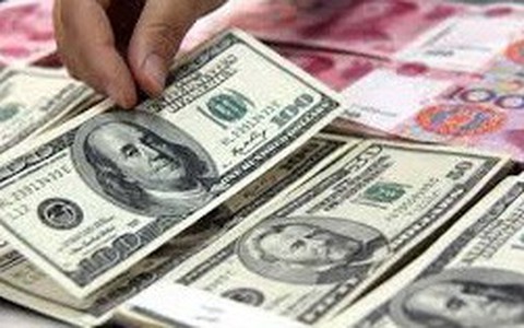 Giá USD bổ nhào