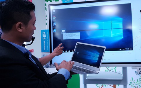 Samsung ra mắt bảng điện tử Samsung Flip