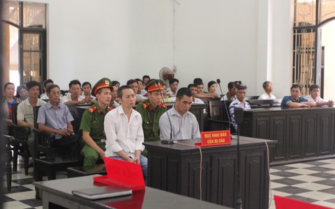 41 năm tù cho 2 bị cáo thực hiện hơn 70 vụ trộm xe máy
