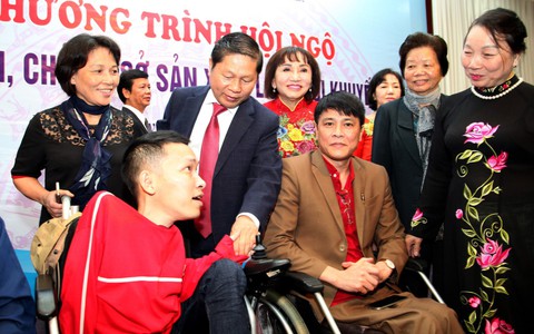 Tuyên dương 48 doanh nhân là người khuyết tật