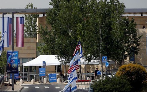 Treo thưởng 100.000 USD để đánh sập Sứ quán Mỹ ở Jerusalem