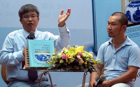 'Đồ sứ ký kiểu đang quay lại Việt Nam với giá gấp trăm lần'