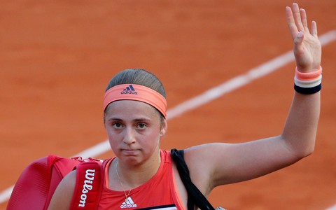 Đương kim vô địch Ostapenko bị loại ở vòng 1 Roland Garros