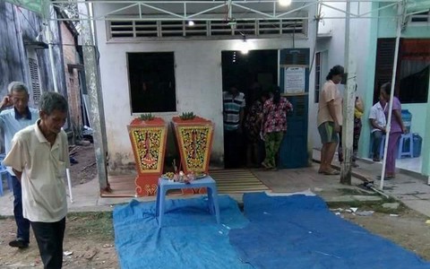 Đi chài cá, hai cha con chết thảm