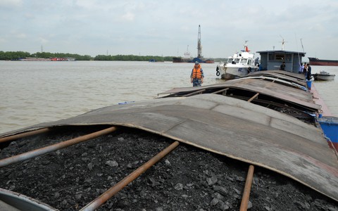 Tạm giữ hơn 300 tấn than vi phạm