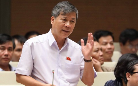'19 tuổi đã có biệt phủ, mới phó phòng tài sản đã đồ sộ'