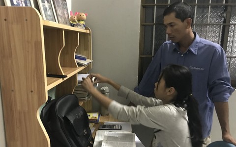 Chàng trai Khmer 13 năm bán vé số đã trở thành công chức