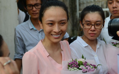 Hoa hậu Phương Nga từ chối 3 luật sư ở phiên sơ thẩm