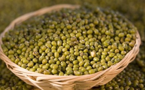Ba đối tượng không nên uống nước đậu xanh để giải nhiệt mùa hè